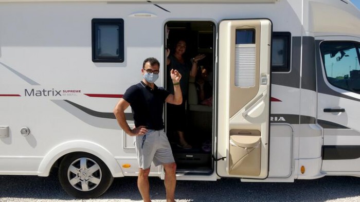 Gurbet&ccedil;ilerin d&ouml;n&uuml;ş yolculuğunda bagajlar y&ouml;resel lezzet dolu