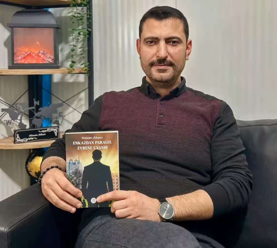 Hasan Abacı&rsquo;dan &Ccedil;arpıcı Bir Roman: "Enkazdan Paralel Evrene Uyanış"